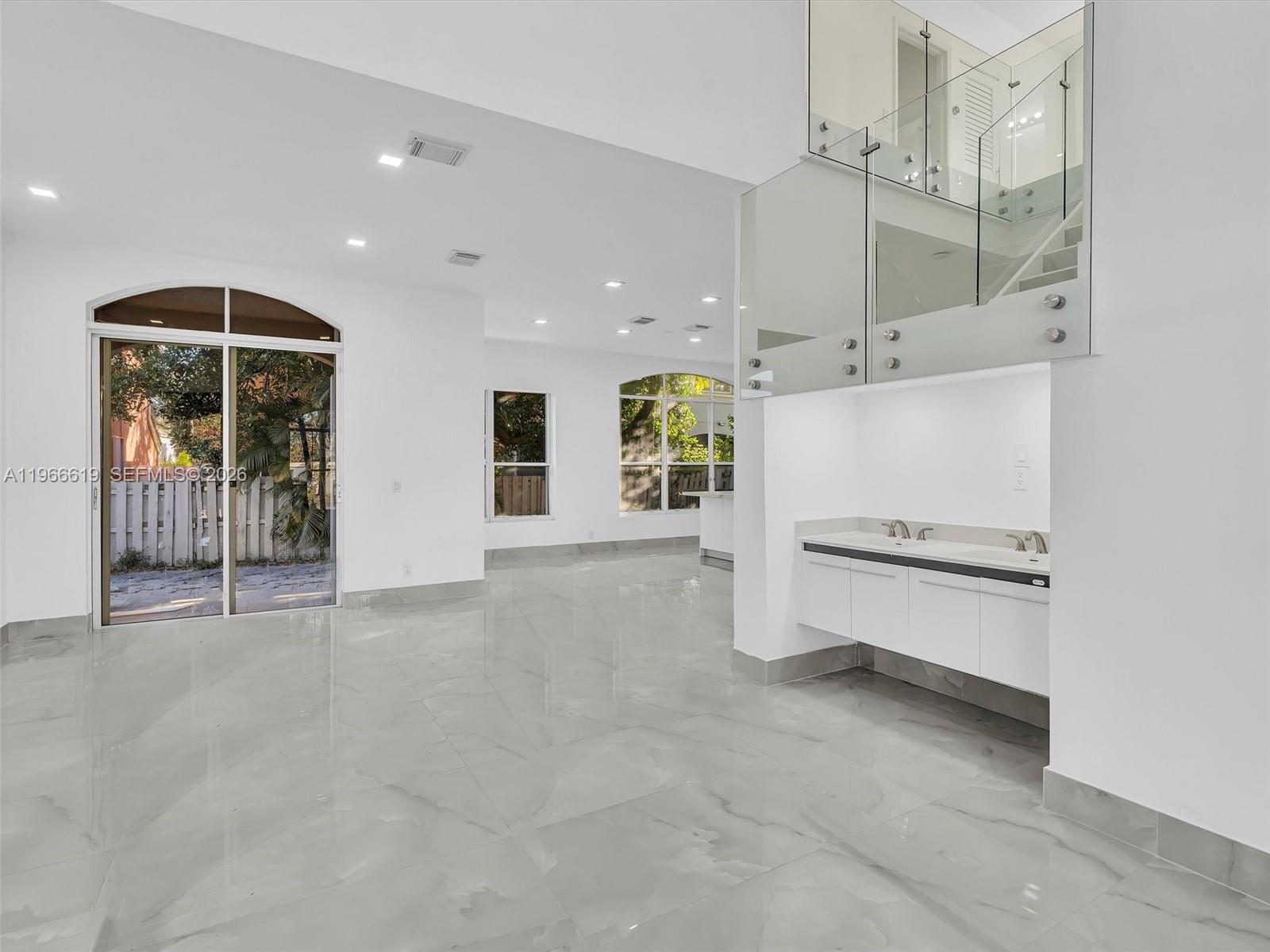 3830 SW 48th Ave Hollywood, FL 33023