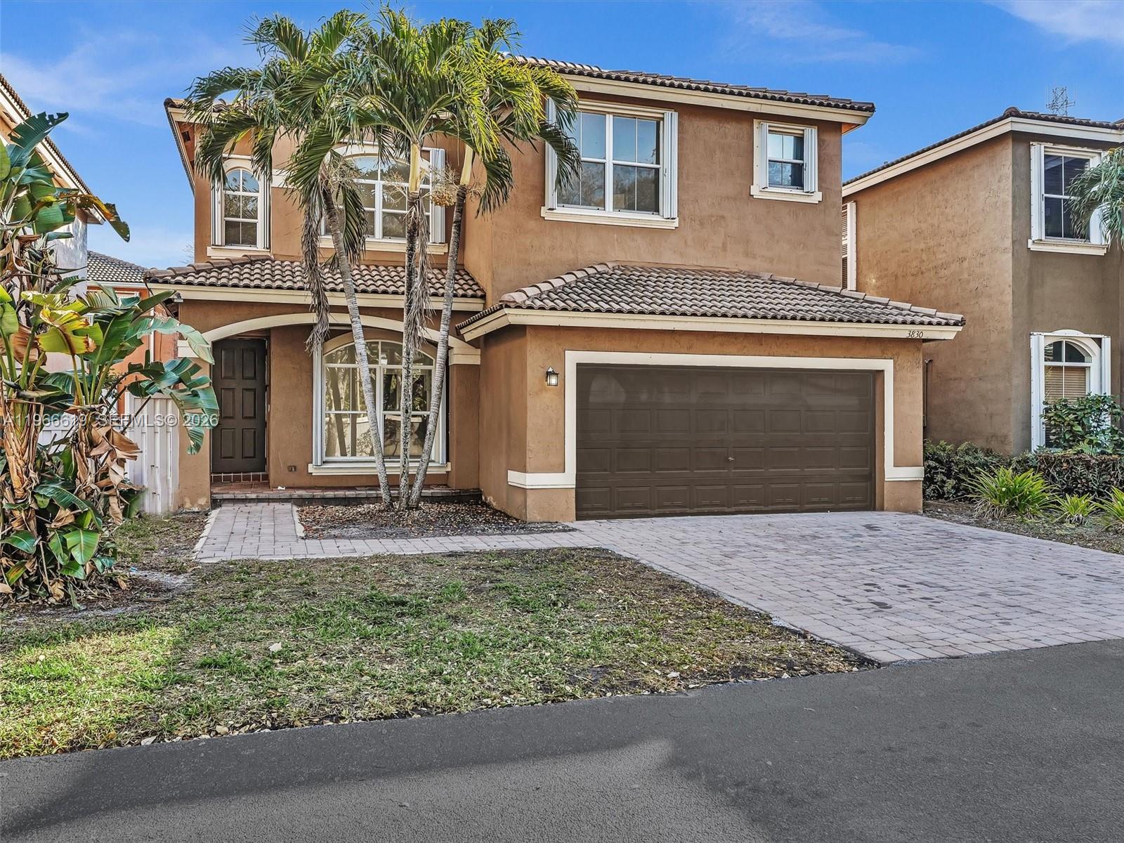 3830 SW 48th Ave Hollywood, FL 33023