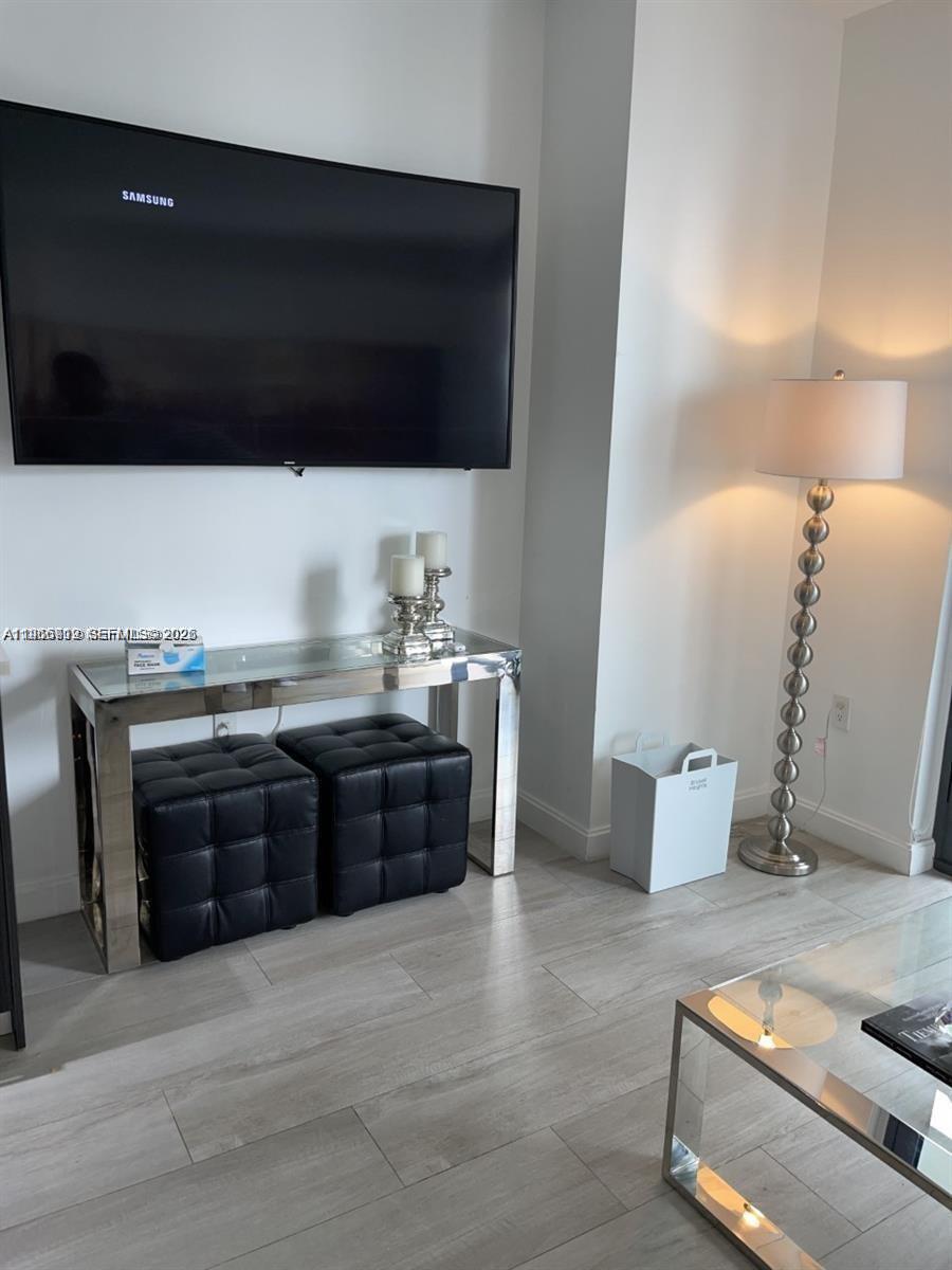 image Brickell Heights West9