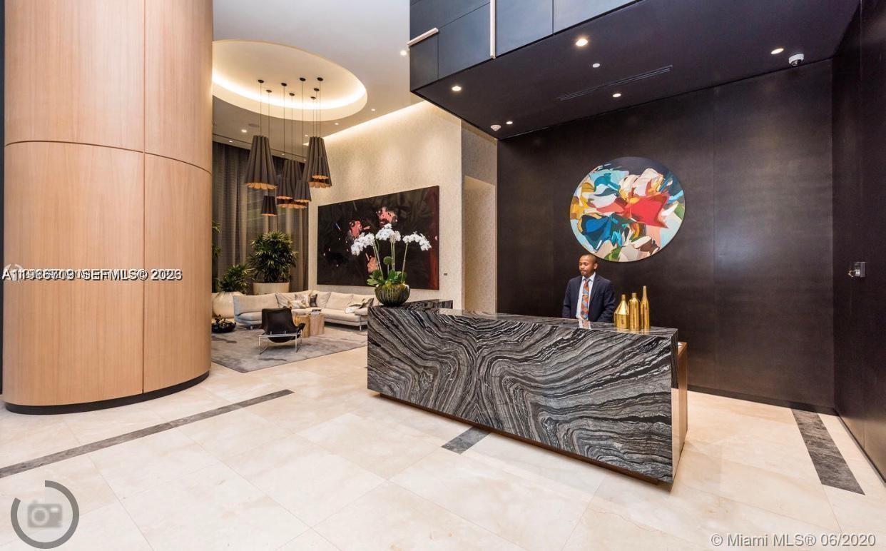 image Brickell Heights West1