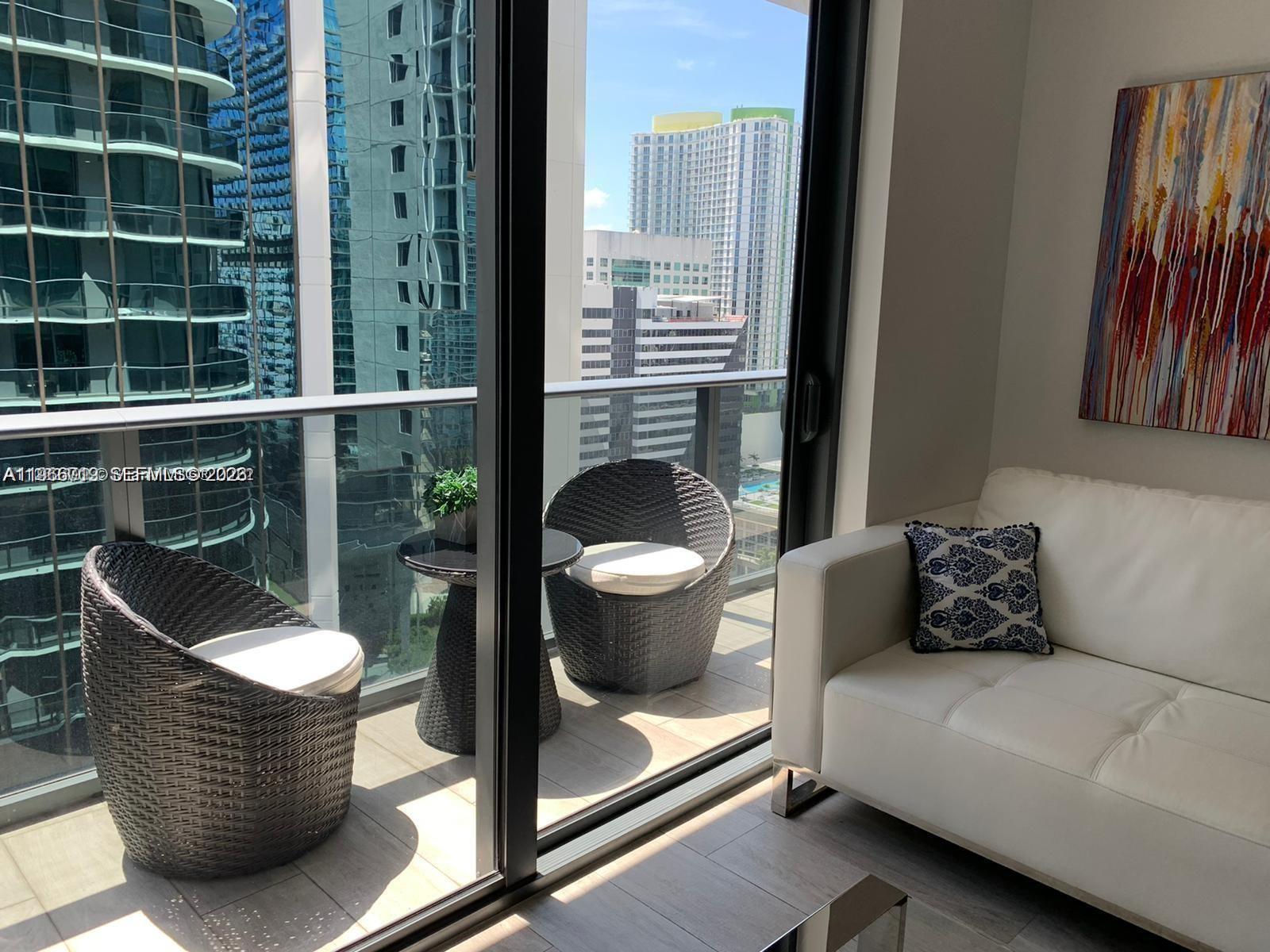 image Brickell Heights West24