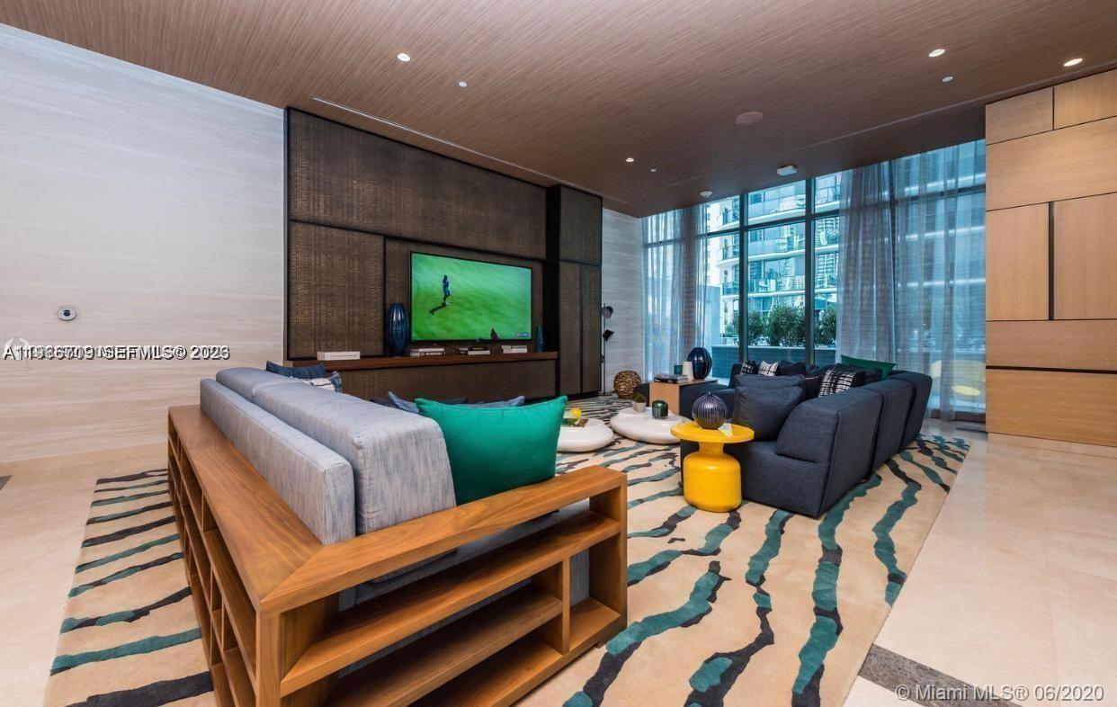 image Brickell Heights West25