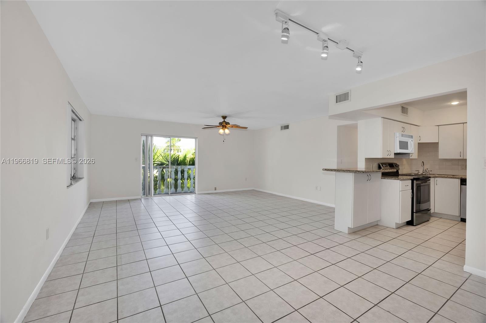1150 Madruga Ave #B301 Coral Gables, FL 33146
