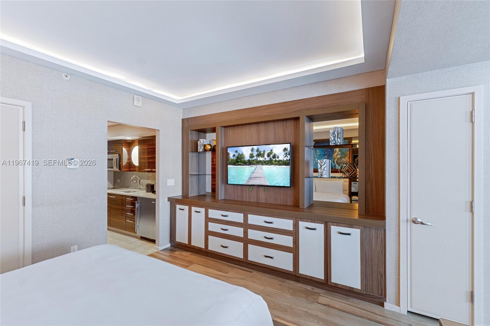 551 N Fort Lauderdale Bch Blvd #H1212 Fort Lauderdale, FL 33304