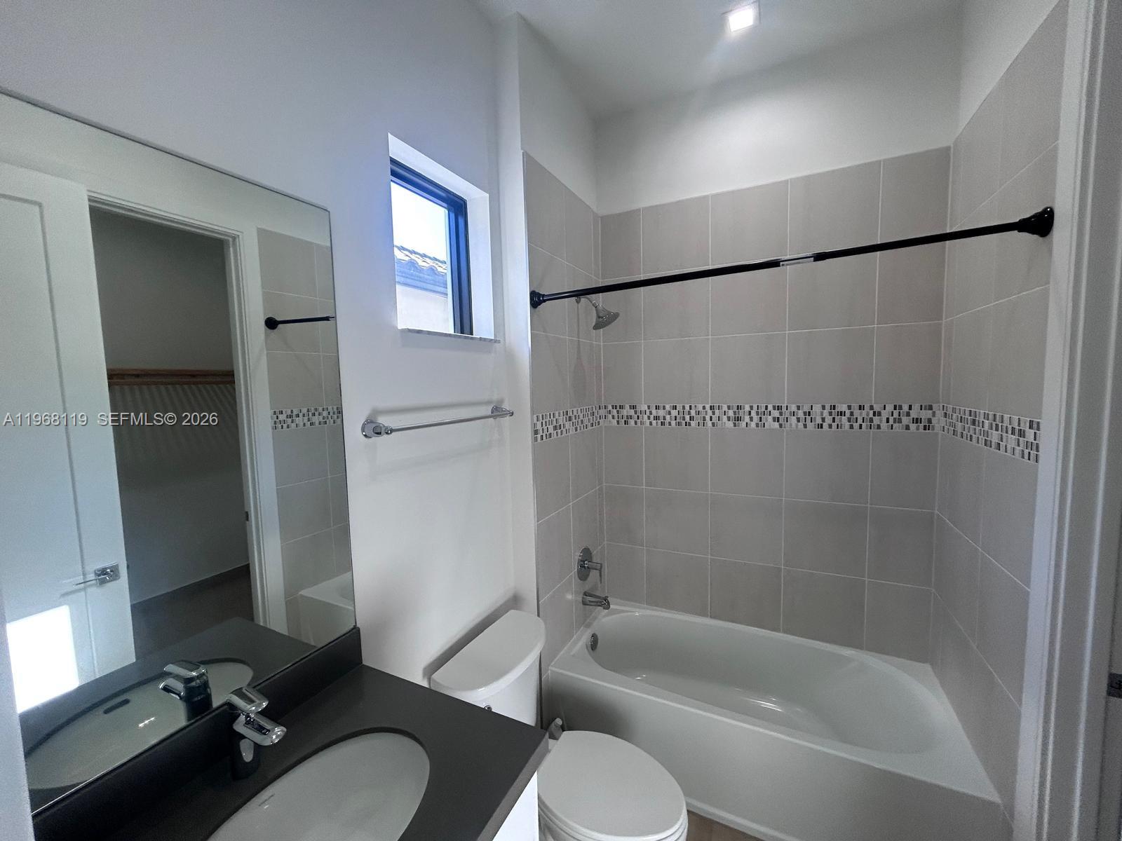 4454 NW 80th Ave Doral, FL 33166