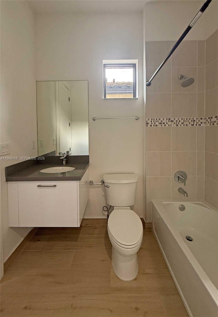 4454 NW 80th Ave Doral, FL 33166