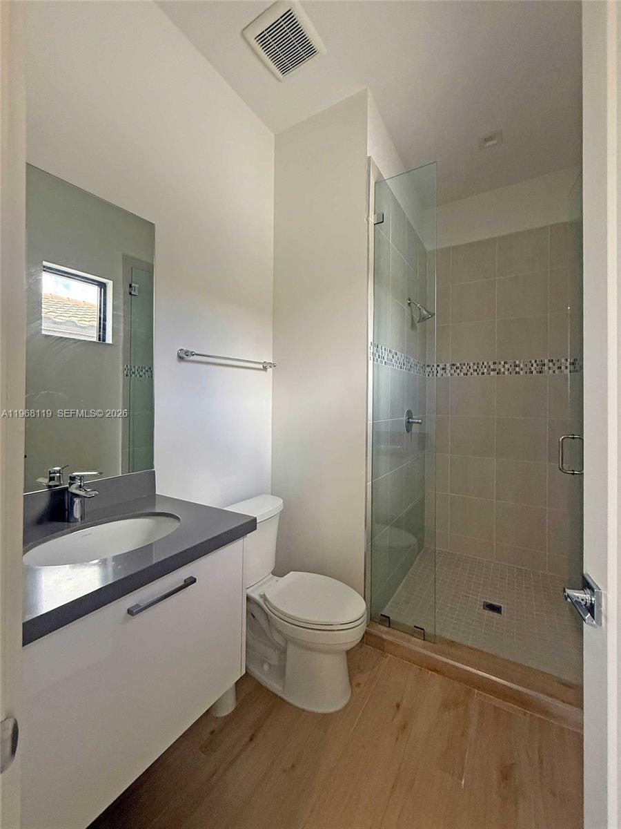 4454 NW 80th Ave Doral, FL 33166