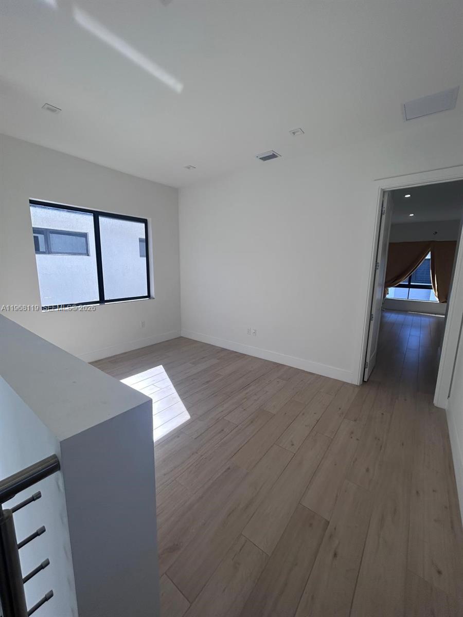 4454 NW 80th Ave Doral, FL 33166