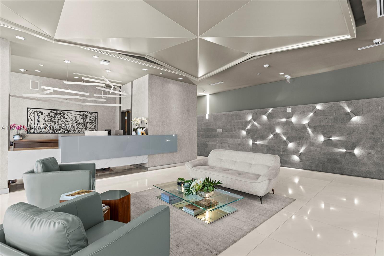 9940 W Bay Hbr Dr #3G-N Bay Harbor Islands, FL 33154