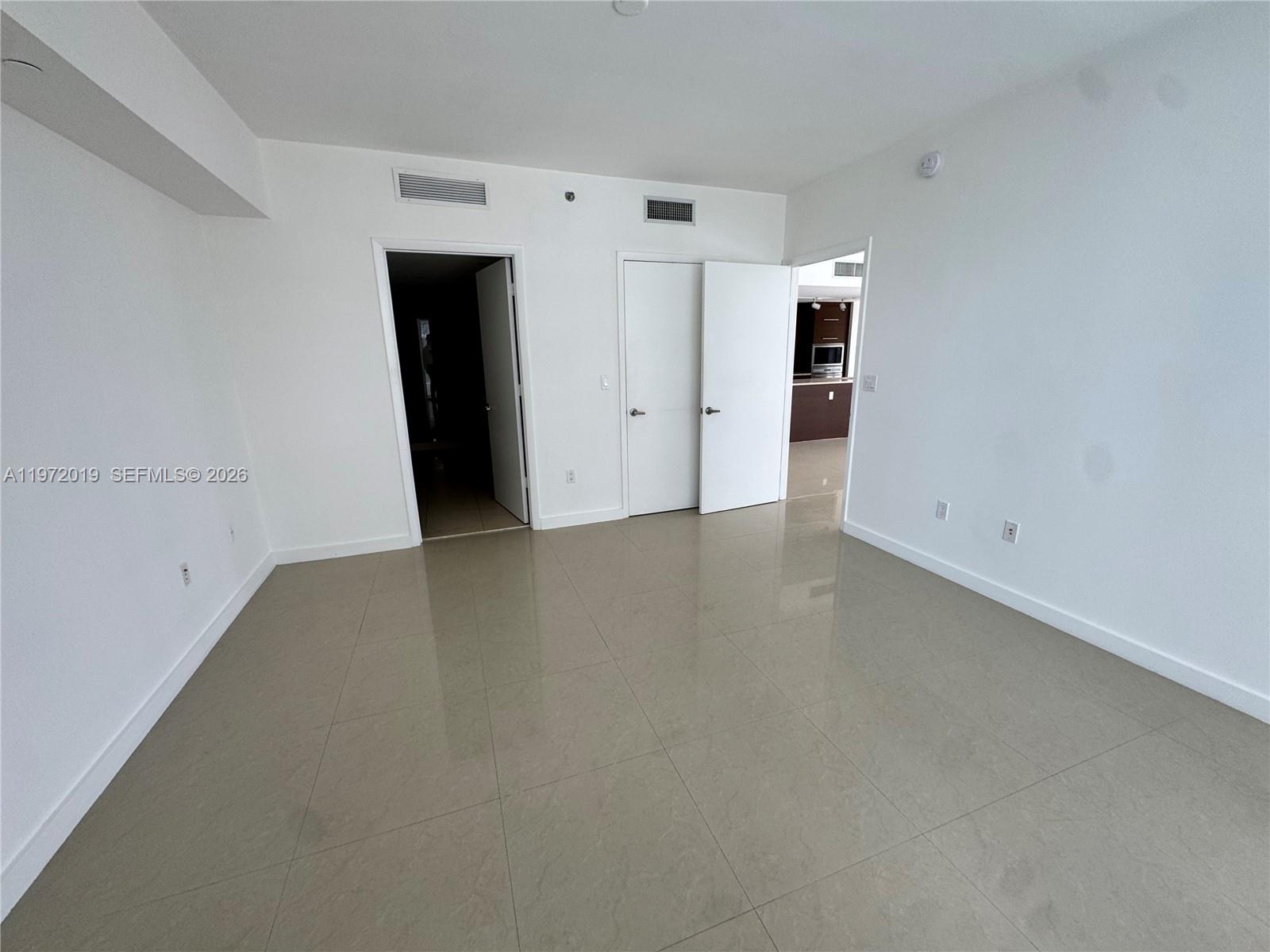 image Icon Brickell II27