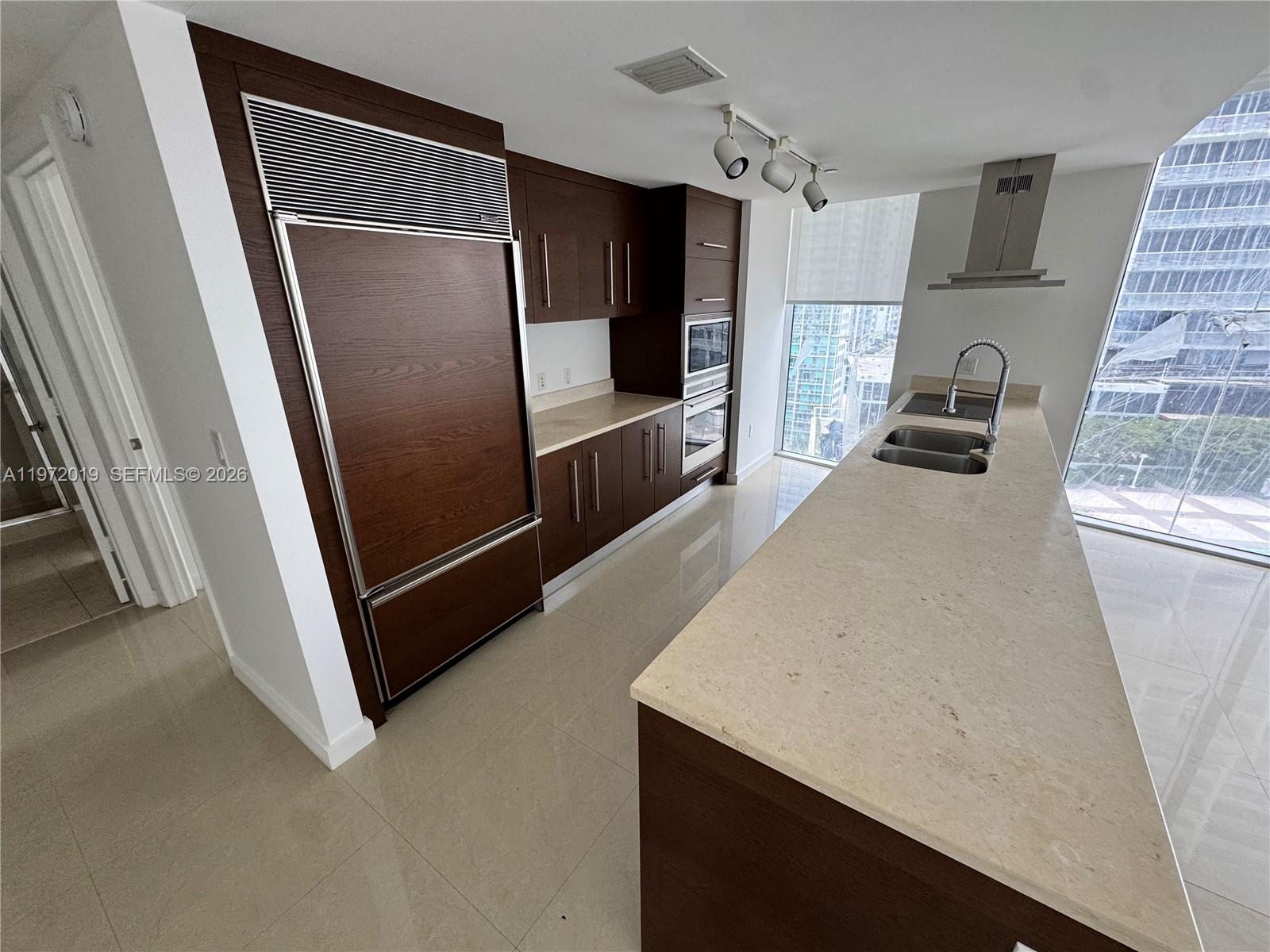 image Icon Brickell II8