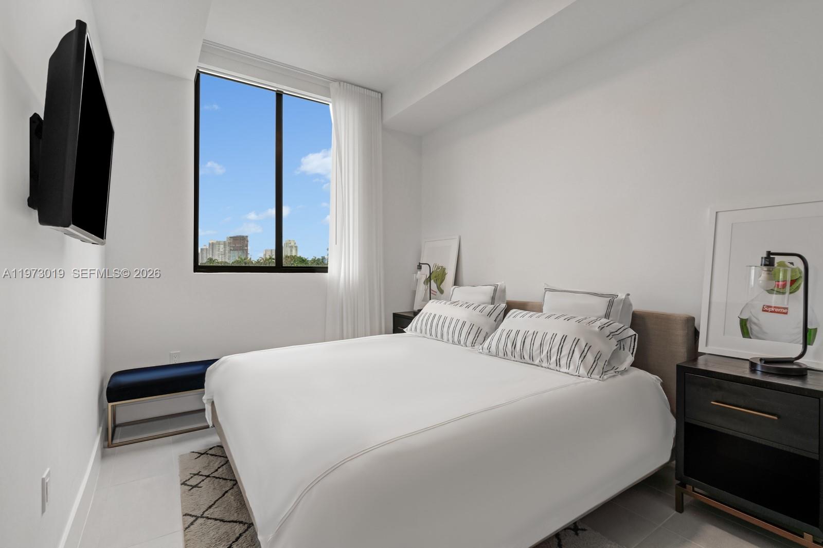 1030 15th St #PH3 Miami Beach, FL 33139