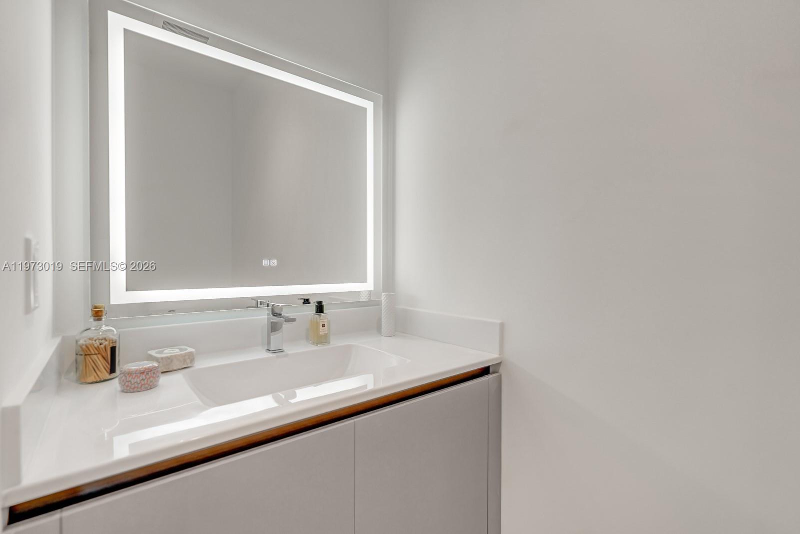 1030 15th St #PH3 Miami Beach, FL 33139