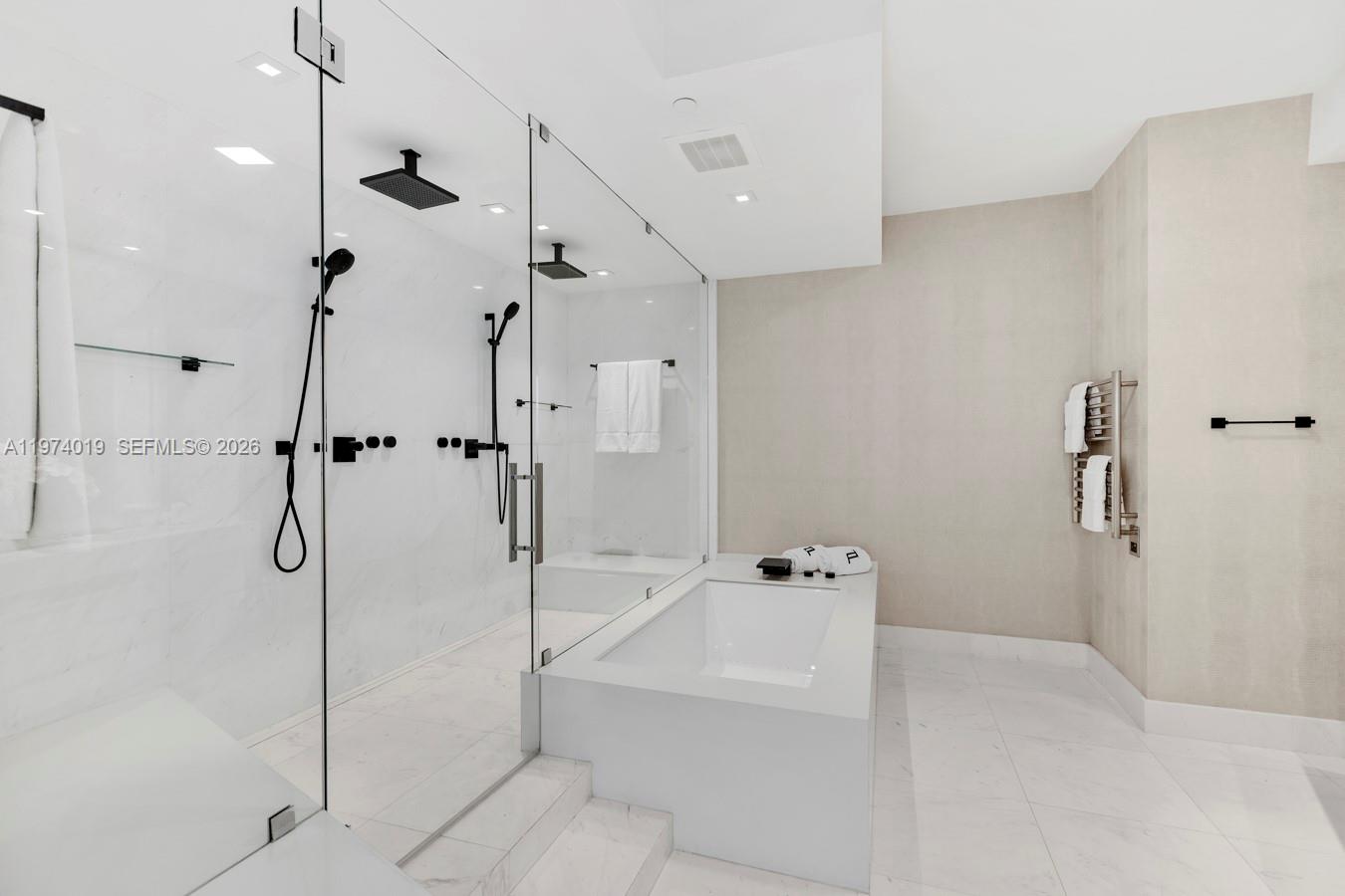 18555 Collins Ave #4605 Sunny Isles Beach, FL 33160