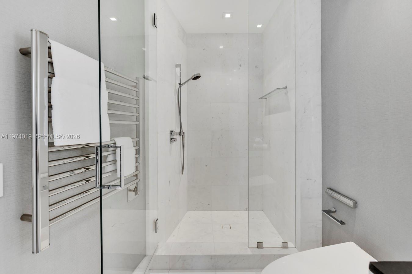 18555 Collins Ave #4605 Sunny Isles Beach, FL 33160