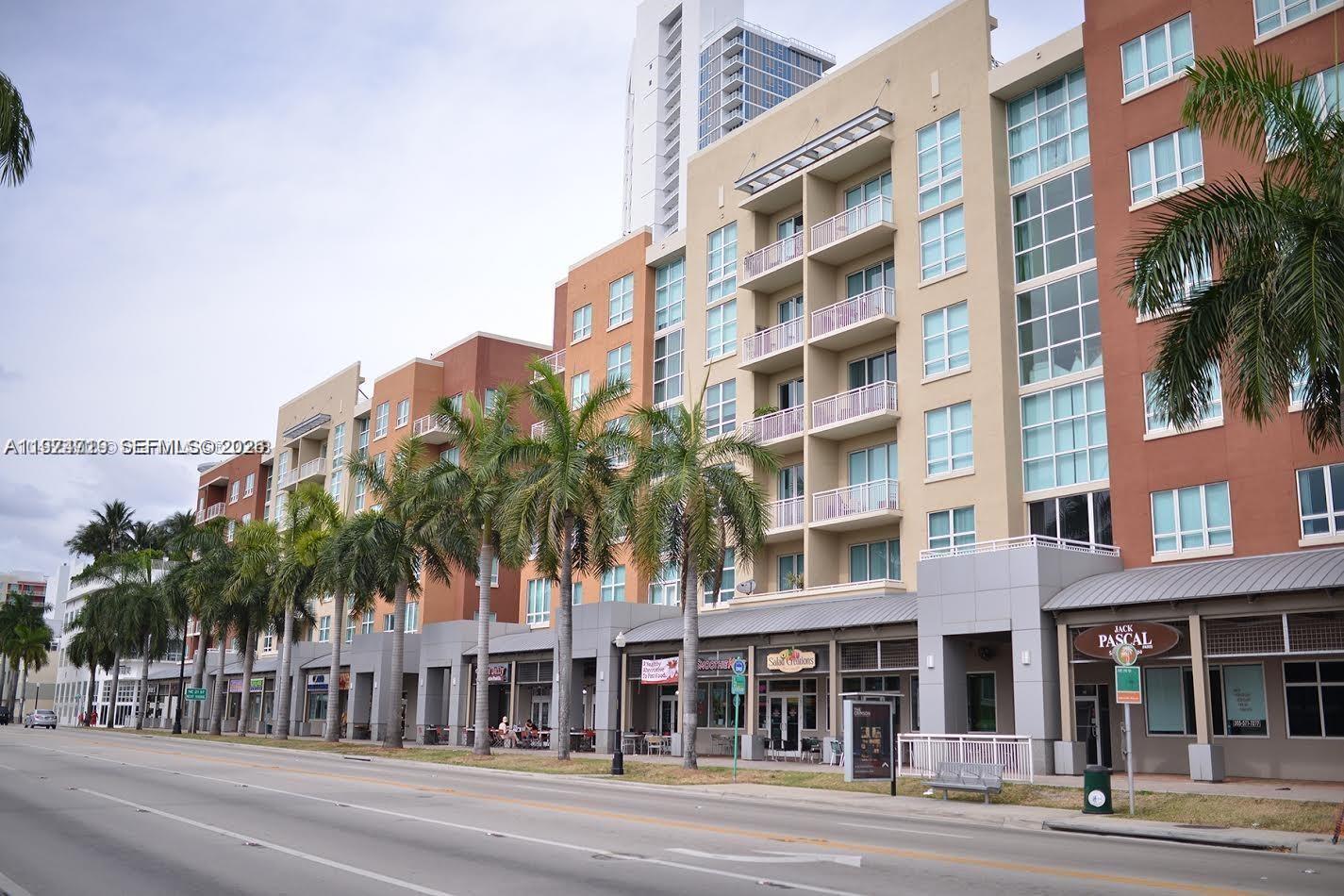 image Cite on the Bay West32