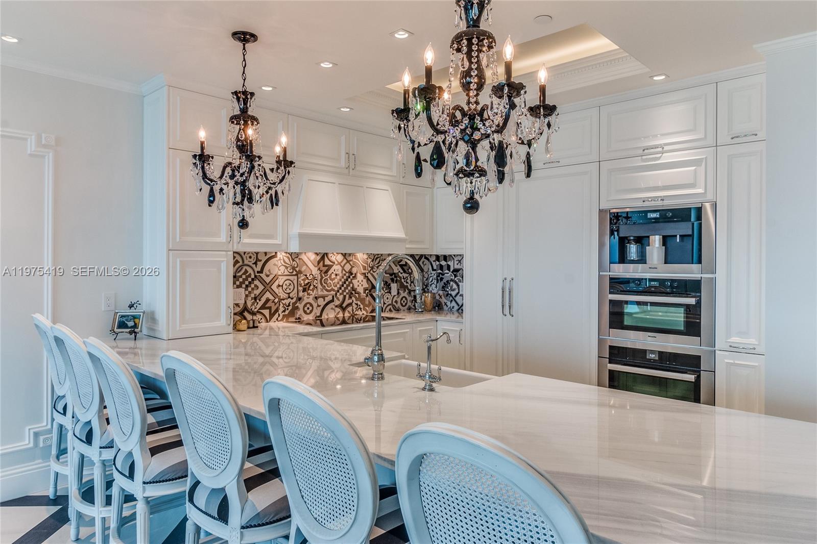 1455 Ocean Dr #1607 Miami Beach, FL 33139