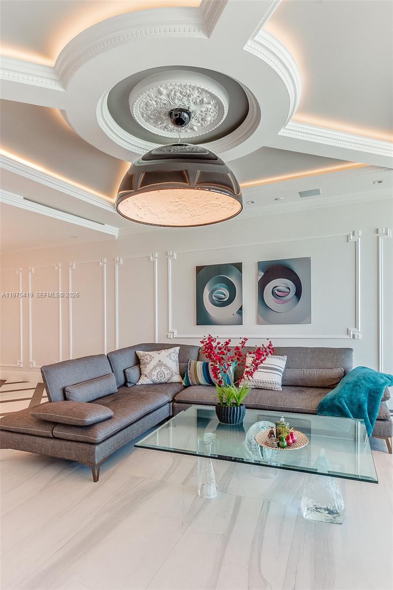 1455 Ocean Dr #1607 Miami Beach, FL 33139