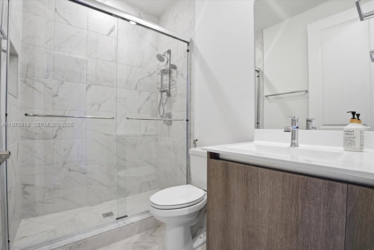 12060 SW 82nd Pl Miami, FL 33156