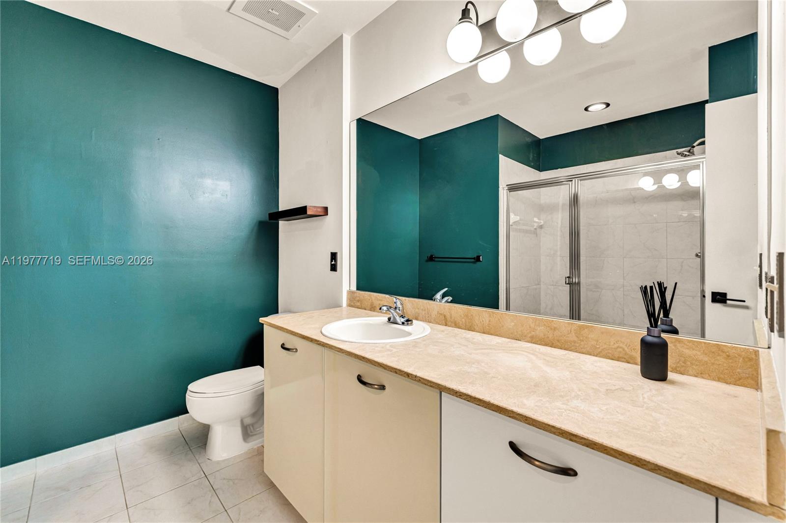 2275 Biscayne Blvd #504 Miami, FL 33137