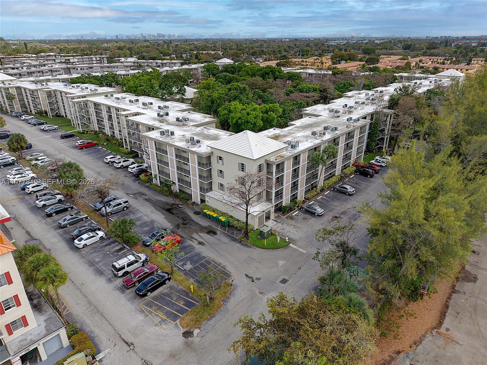 2998 NW 48th Ter #420 Lauderdale Lakes, FL 33313