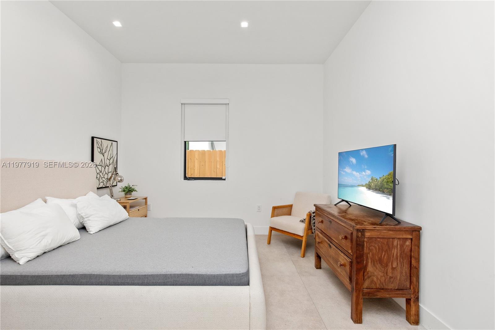 2225 SW 18th Ave Miami, FL 33145