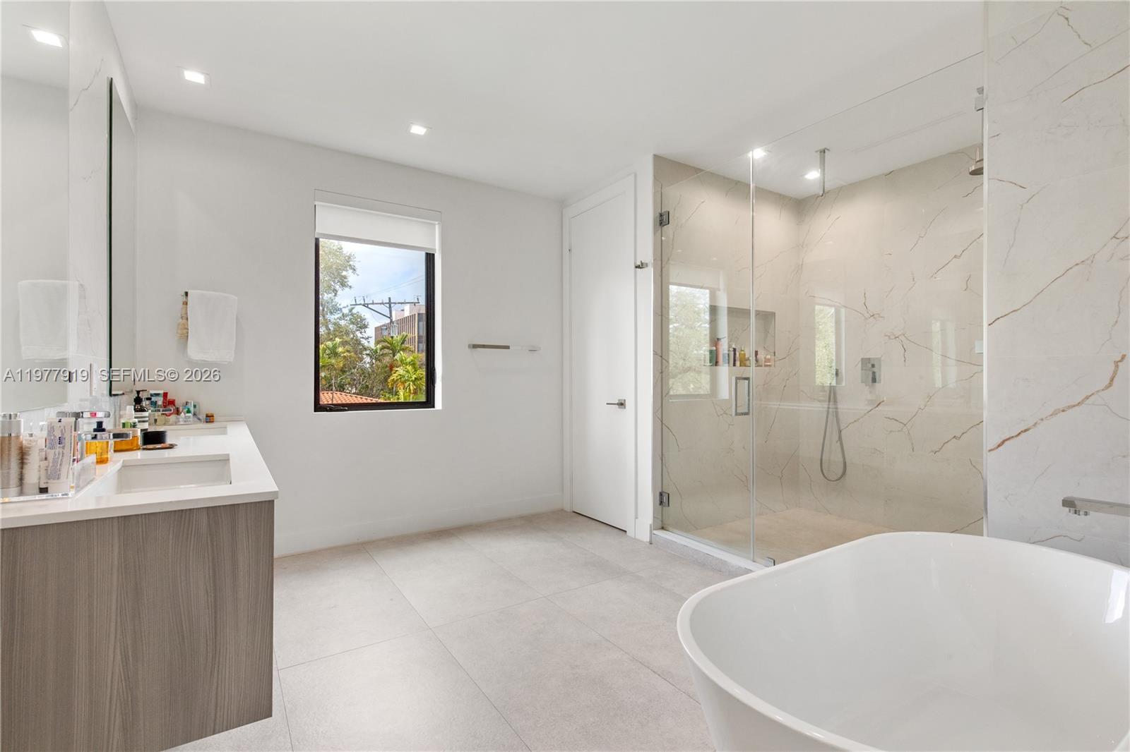 2225 SW 18th Ave Miami, FL 33145