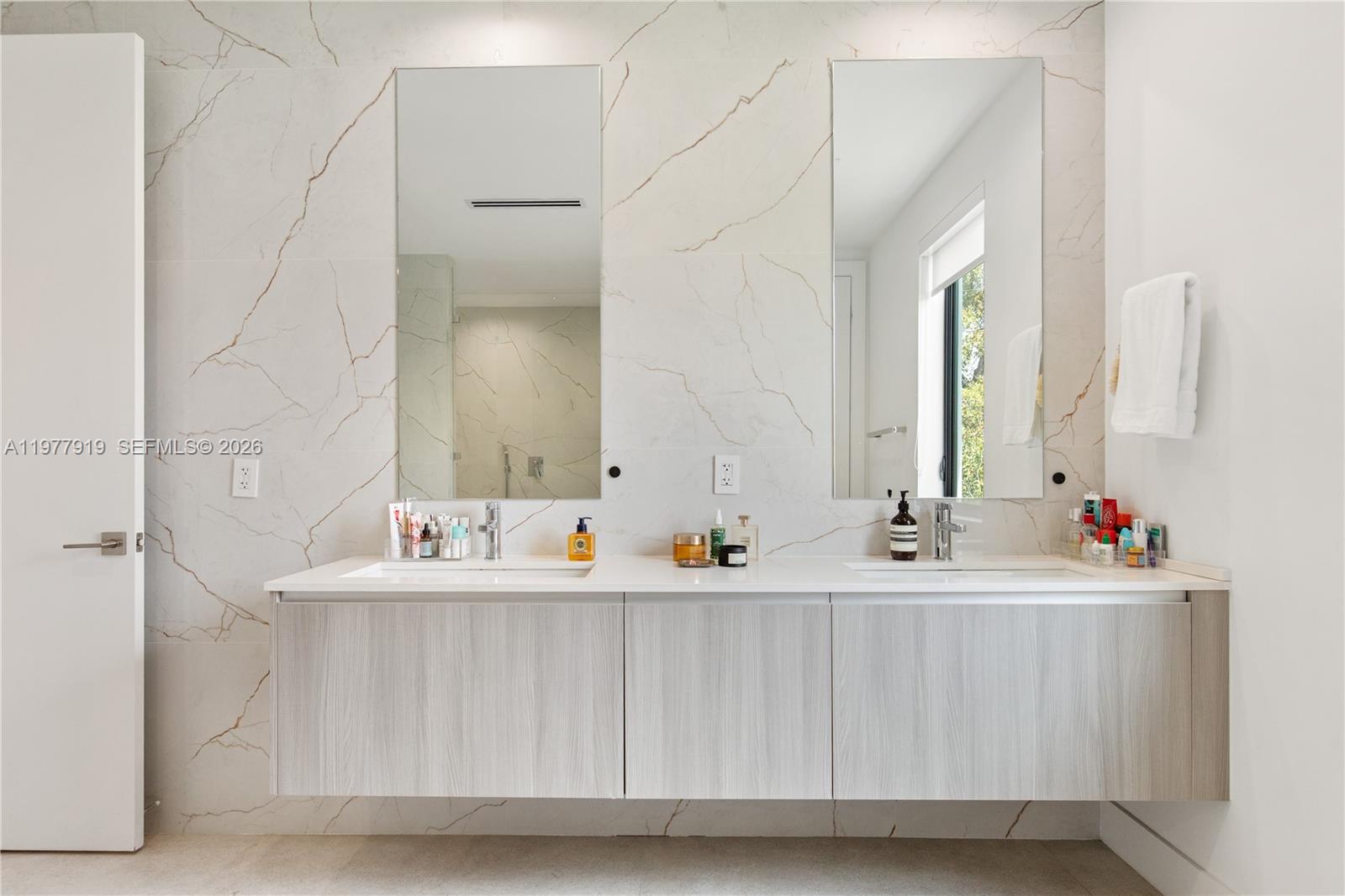 2225 SW 18th Ave Miami, FL 33145