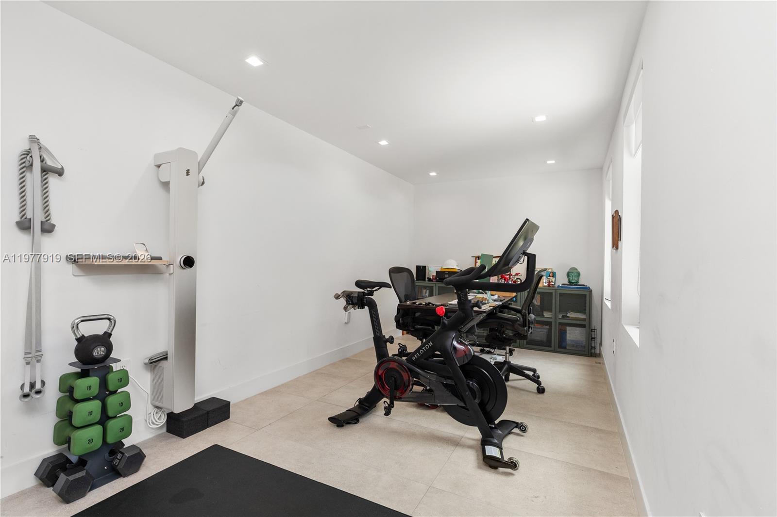 2225 SW 18th Ave Miami, FL 33145