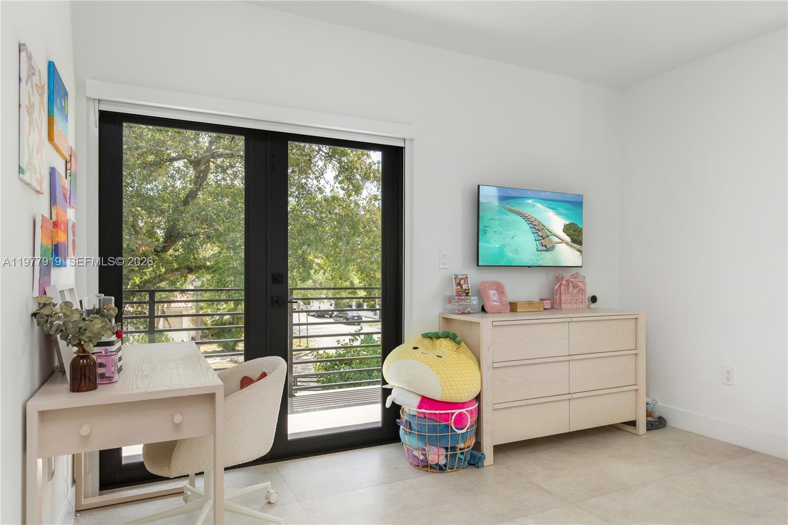 2225 SW 18th Ave Miami, FL 33145