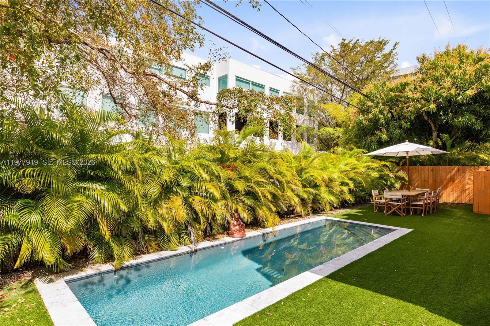 2225 SW 18th Ave Miami, FL 33145