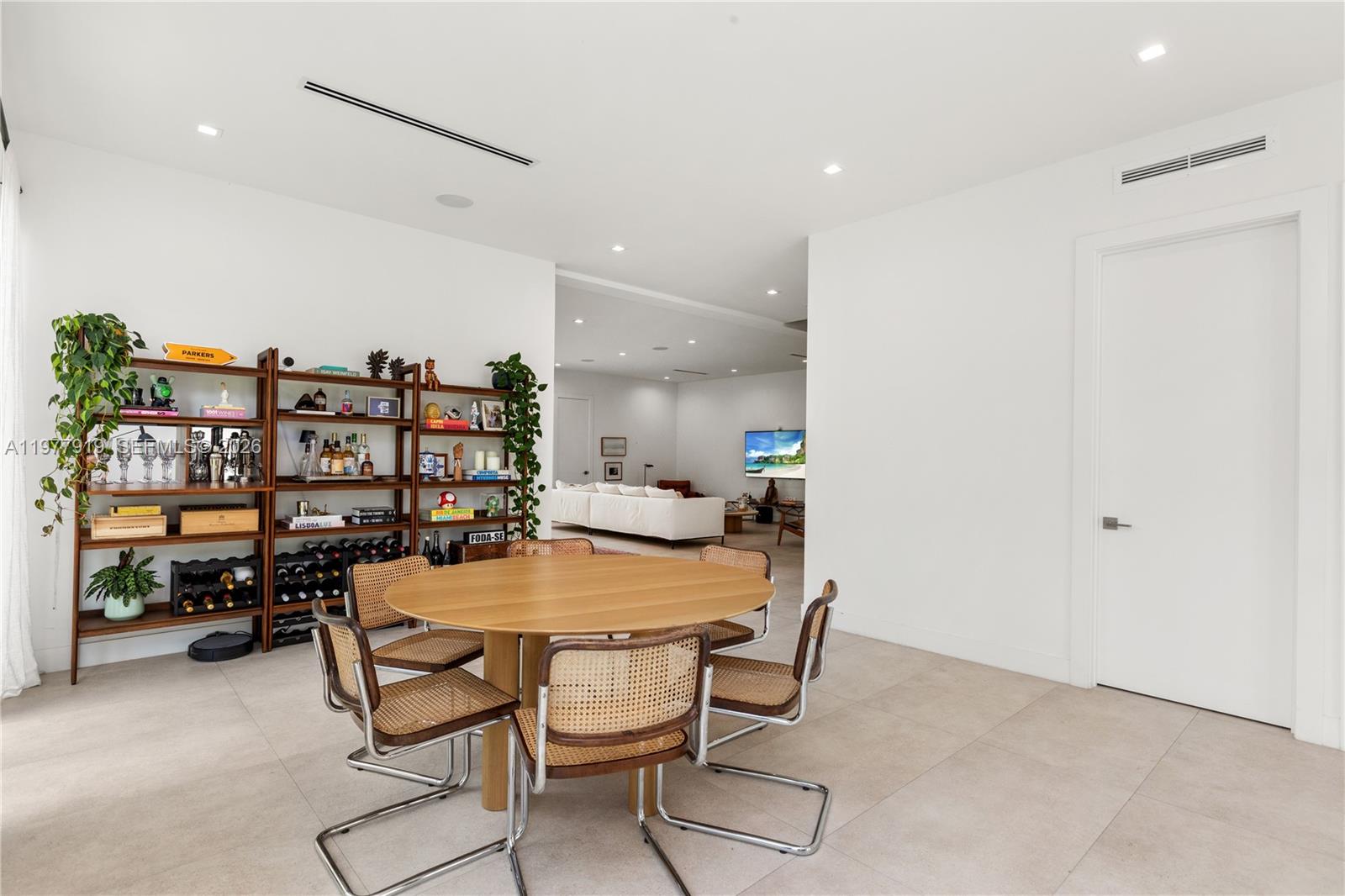 2225 SW 18th Ave Miami, FL 33145