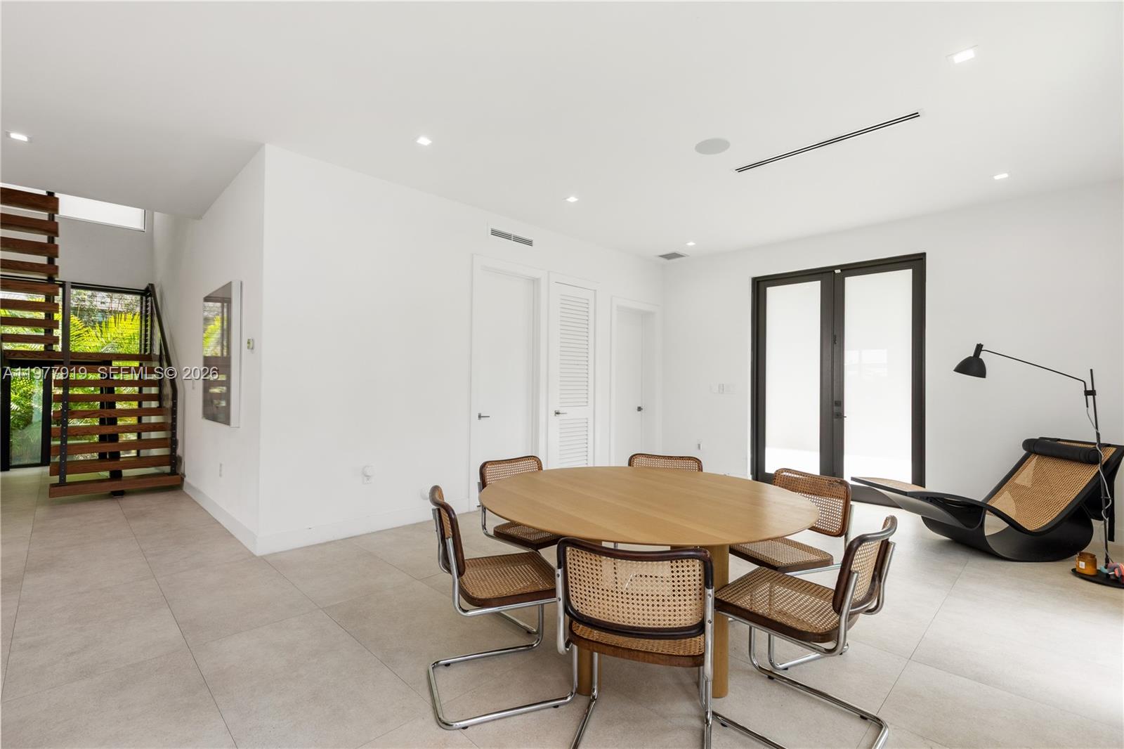 2225 SW 18th Ave Miami, FL 33145