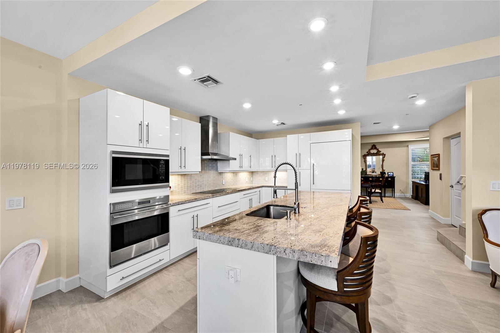 346 Elm St #A-10 Hollywood, FL 33019