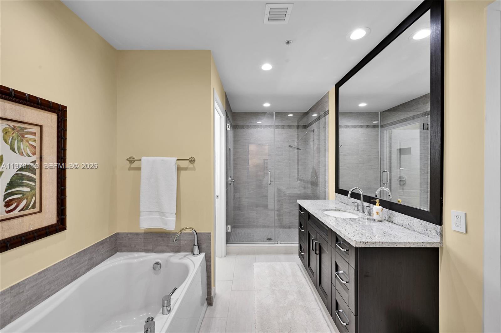 346 Elm St #A-10 Hollywood, FL 33019