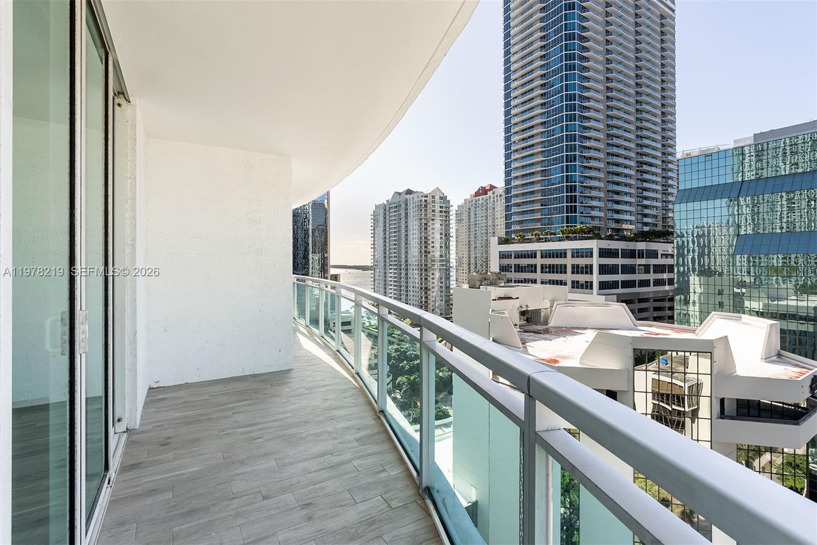 951 Brickell Ave #1711 Miami, FL 33131