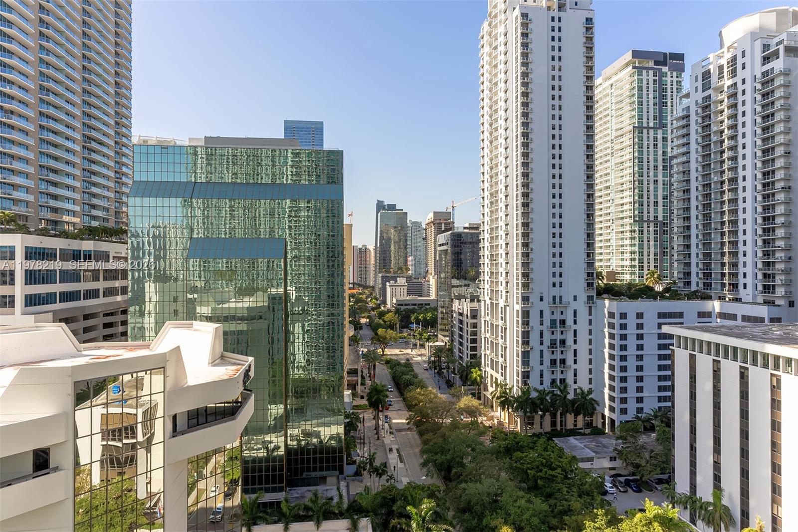951 Brickell Ave #1711 Miami, FL 33131