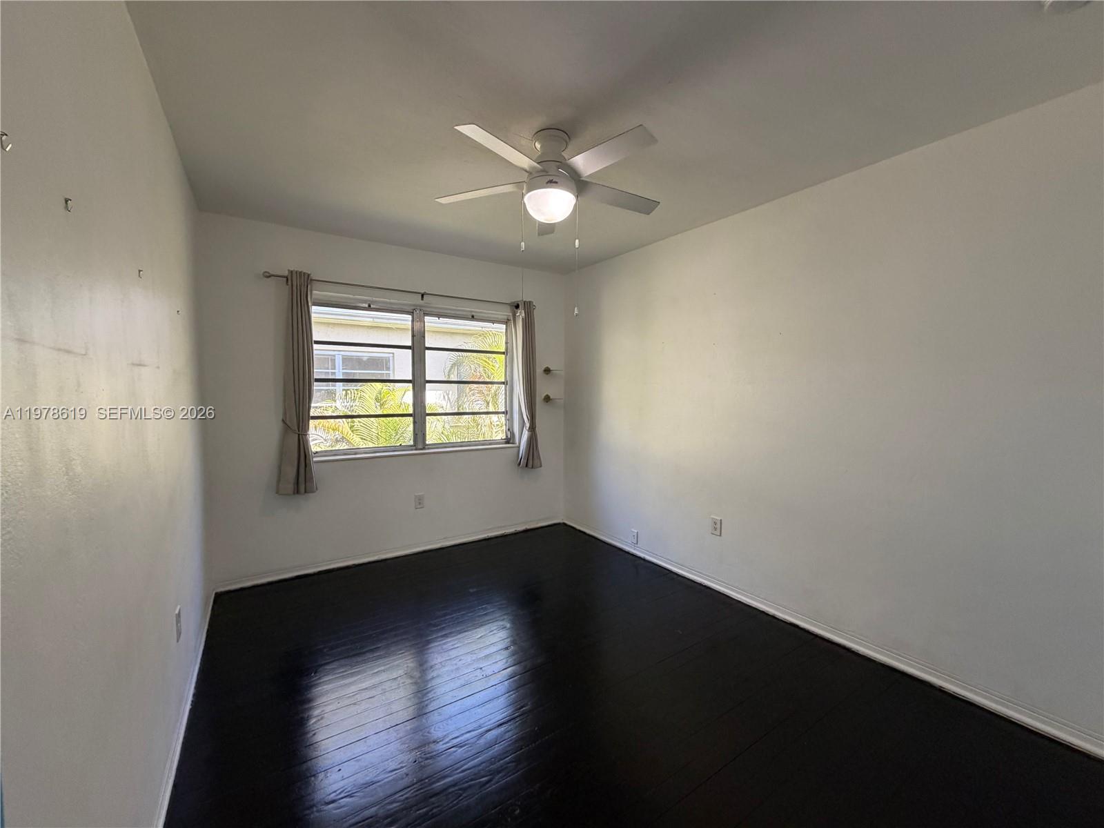 4730 Pine Tree Dr #11 Miami Beach, FL 33140