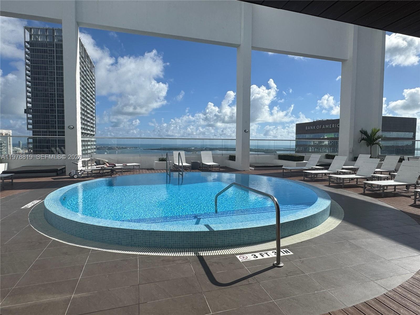 image 500 Brickell East24