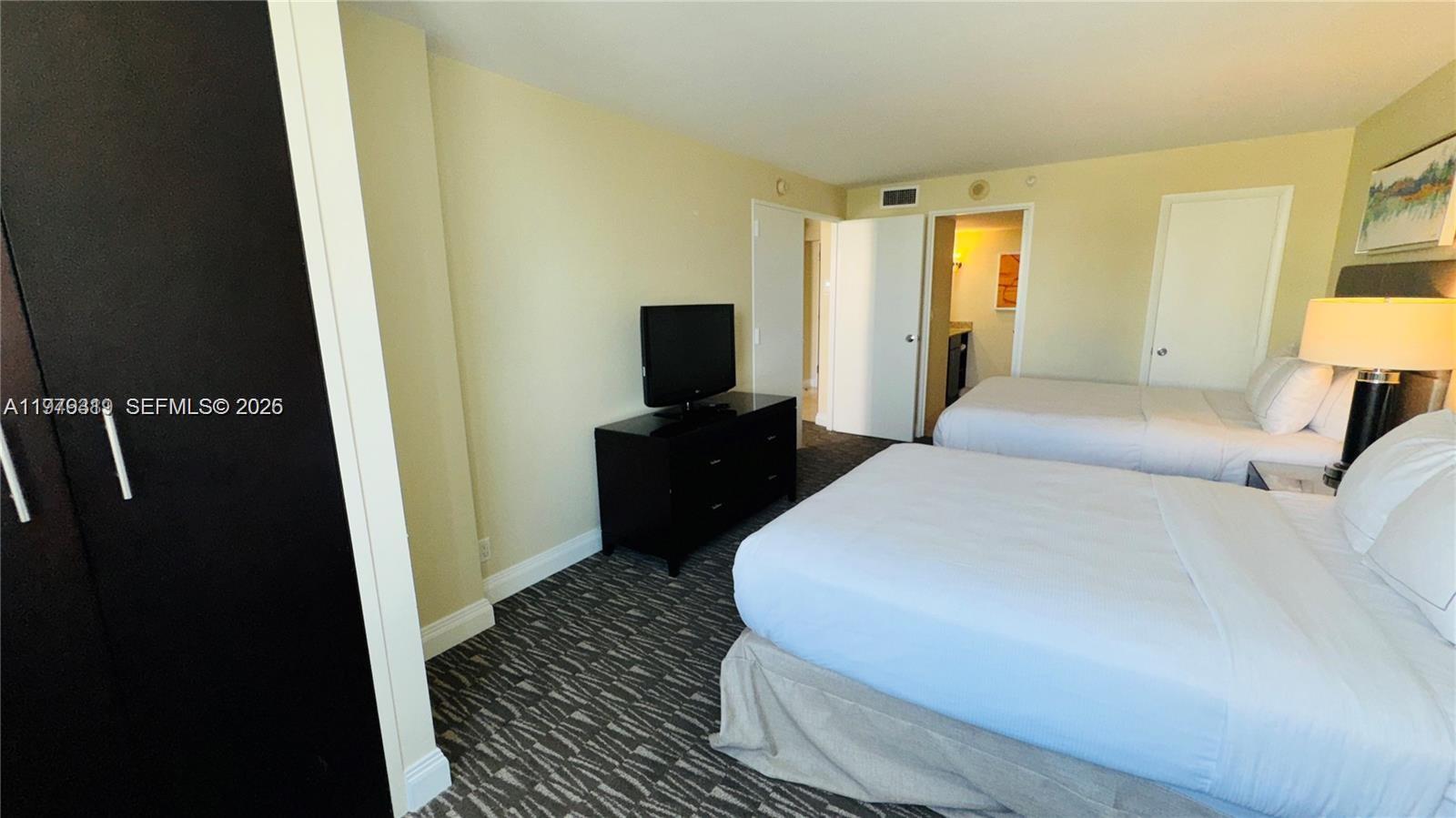 2670 E Sunrise Blvd #615 Fort Lauderdale, FL 33304