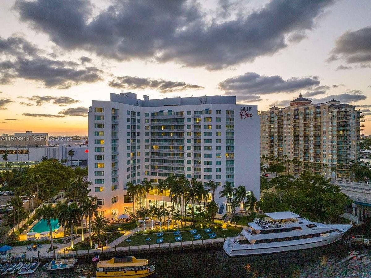 2670 E Sunrise Blvd #615 Fort Lauderdale, FL 33304