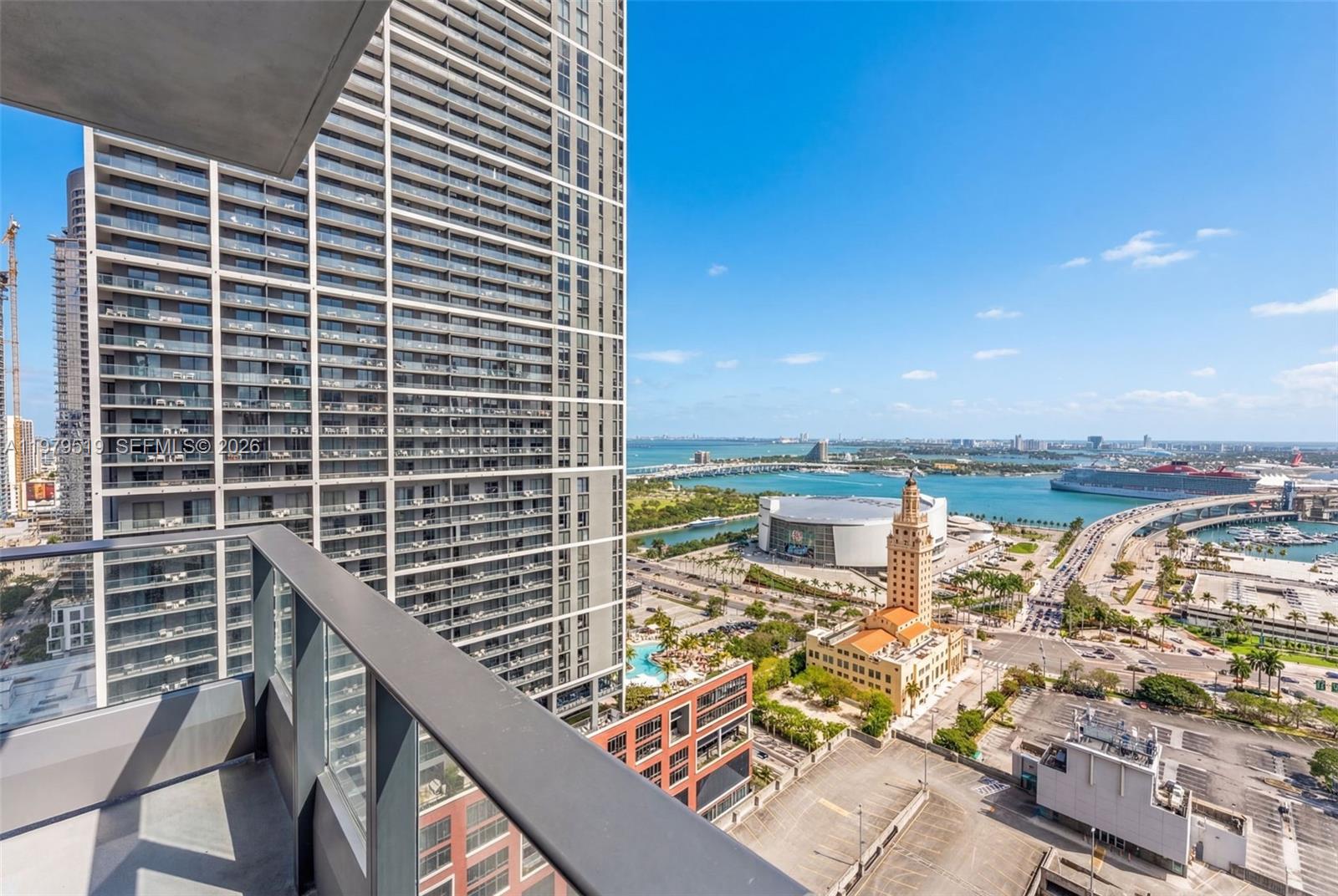 image 501 FIRST Residences26