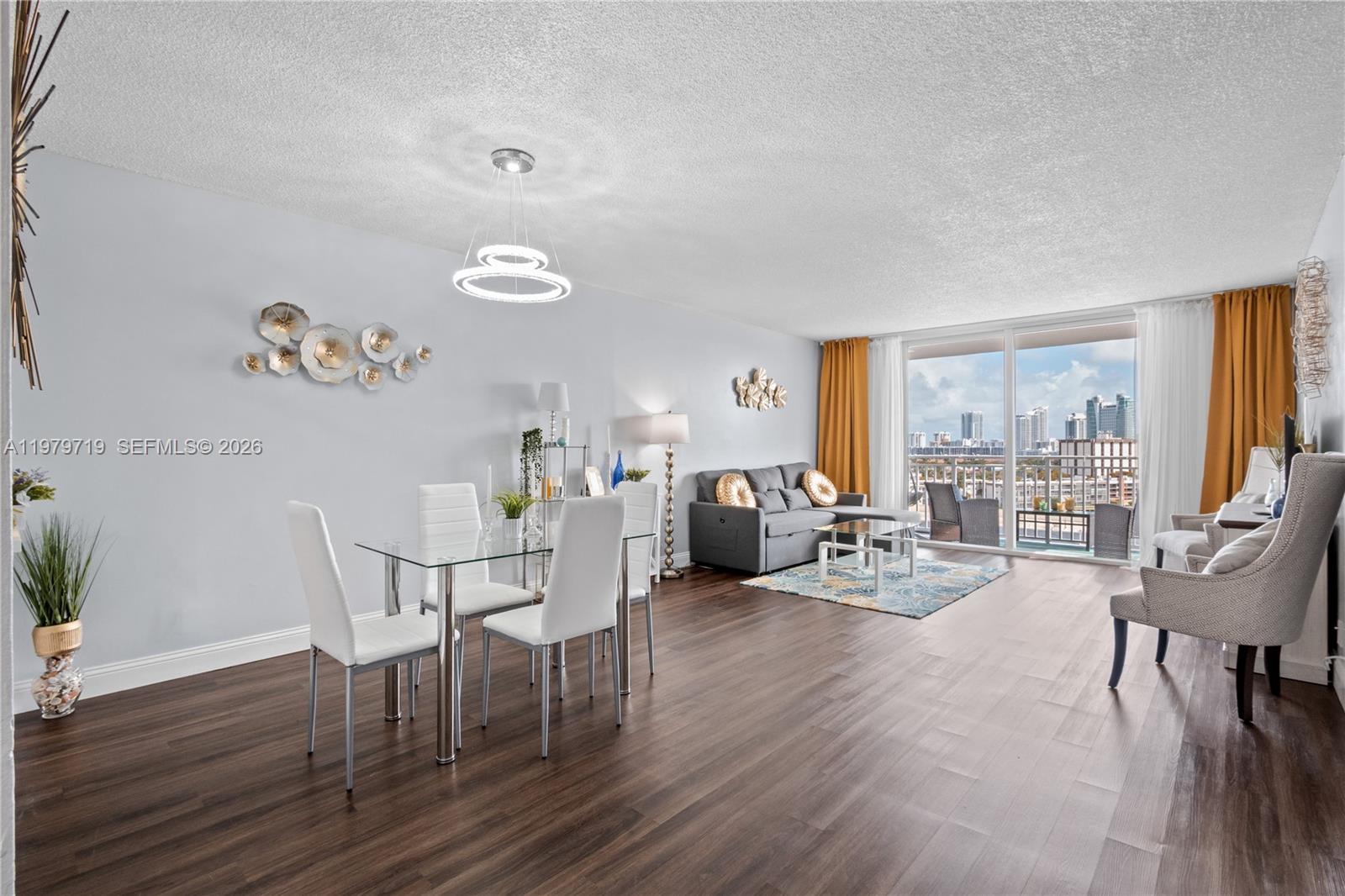 427 Golden Isles Dr #11H Hallandale Beach, FL 33009