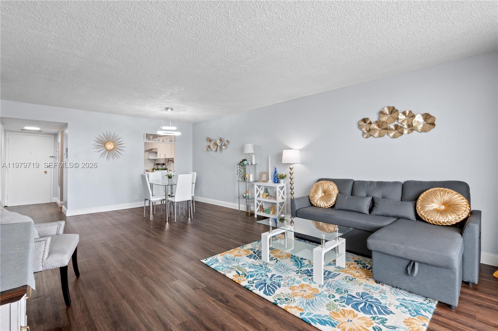 427 Golden Isles Dr #11H Hallandale Beach, FL 33009