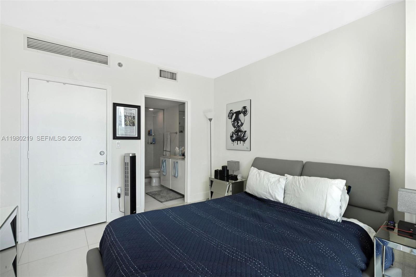 image 500 Brickell West10