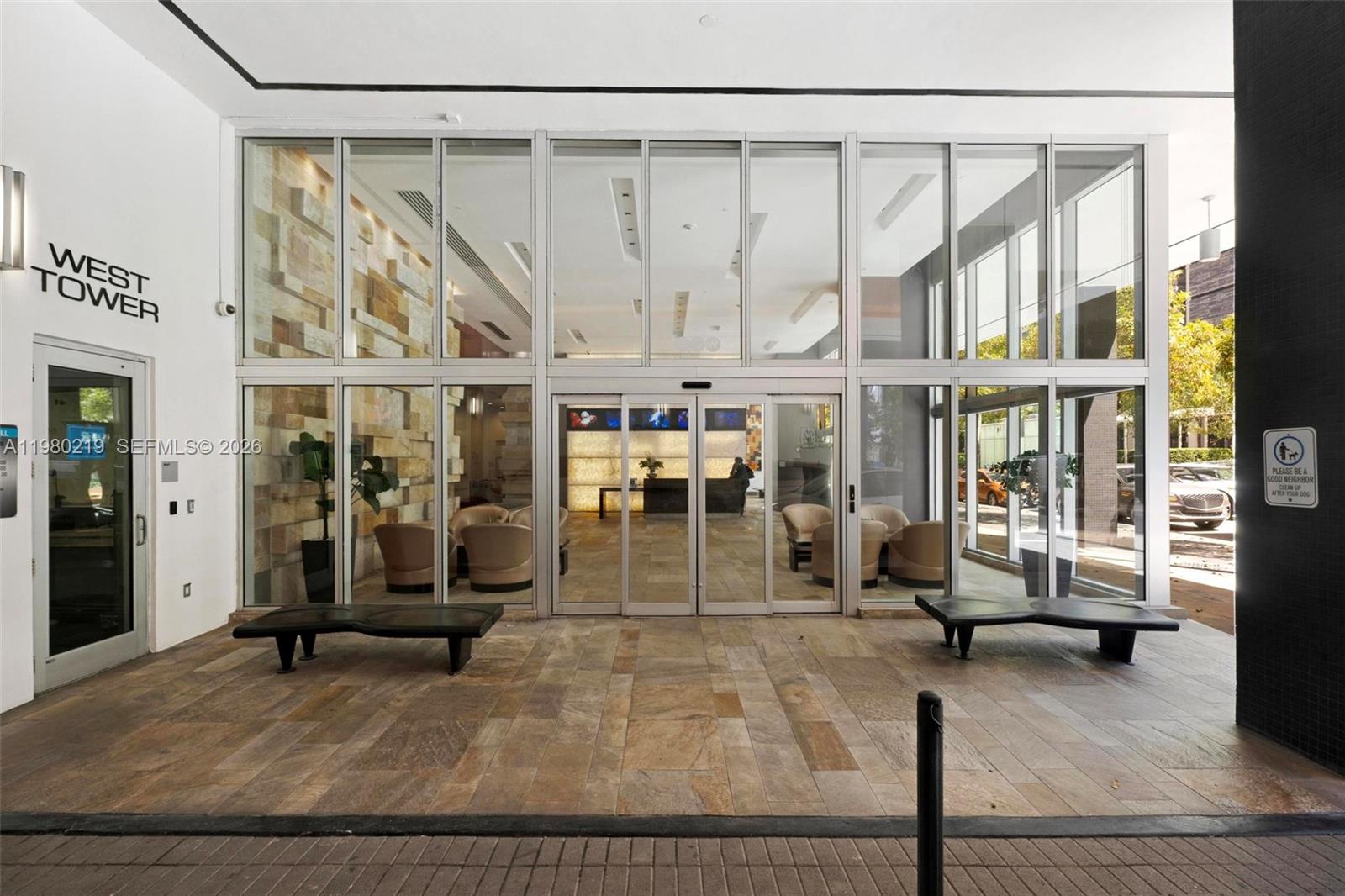 image 500 Brickell West17