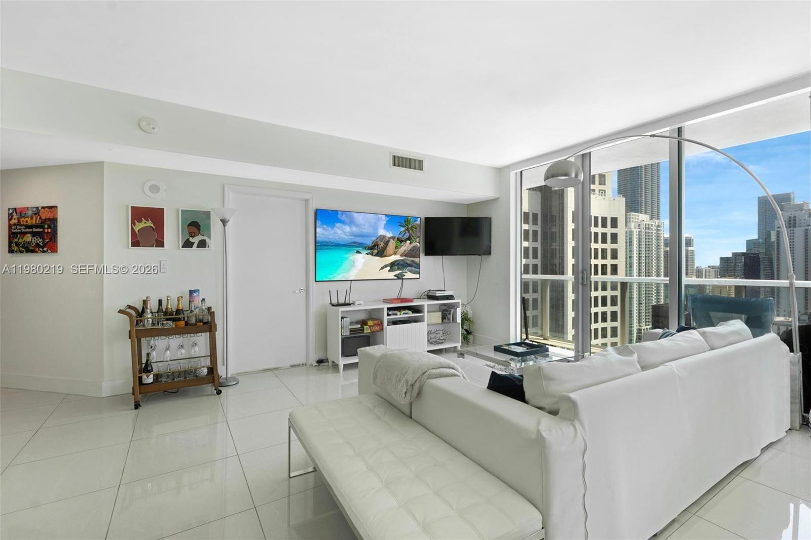 image 500 Brickell West1