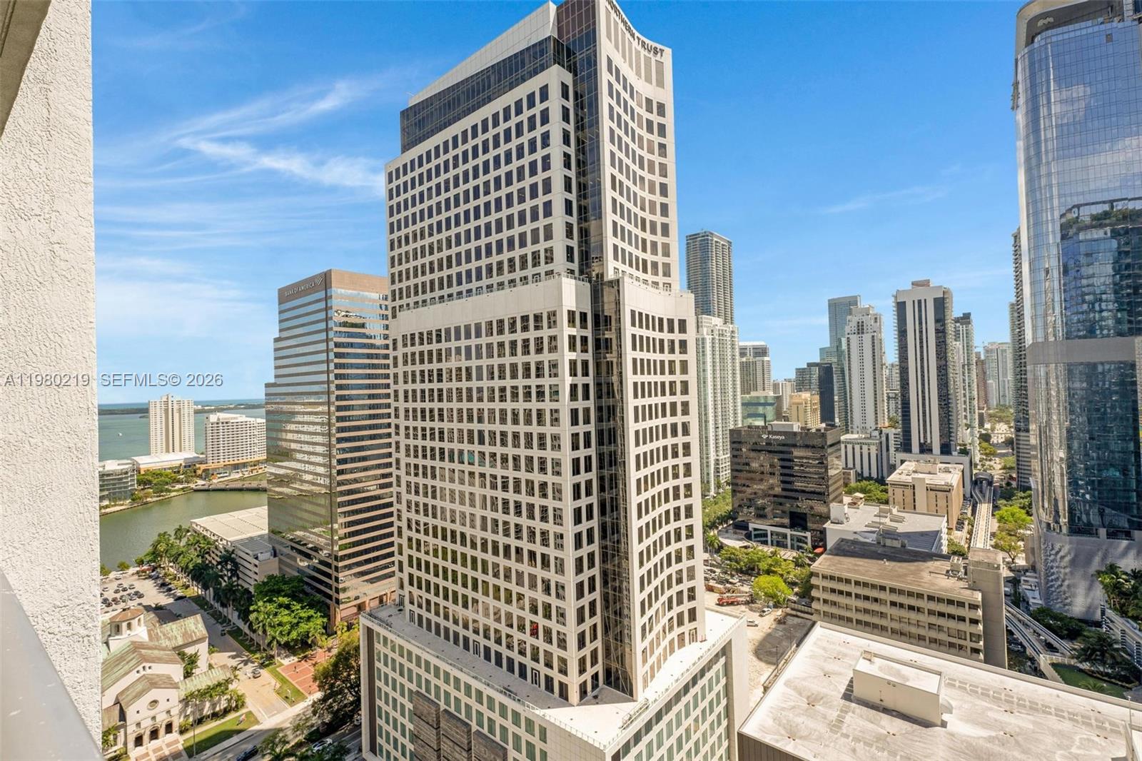 image 500 Brickell West19