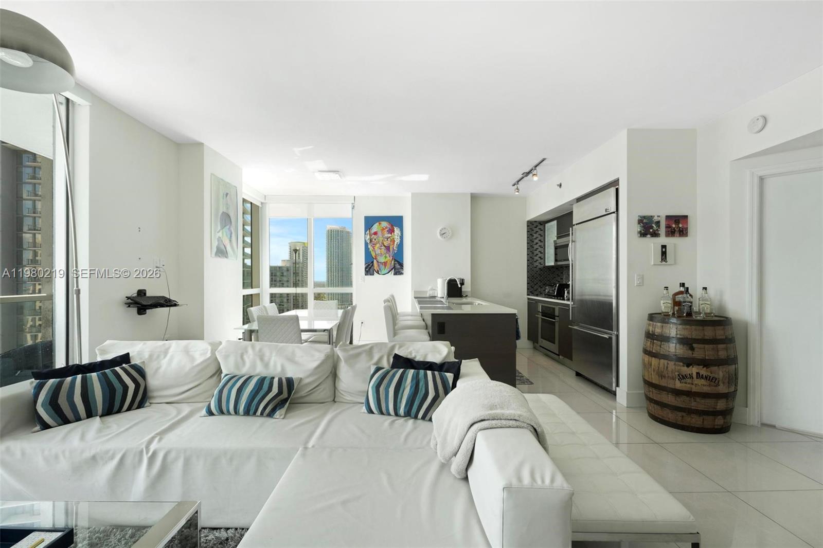 image 500 Brickell West2