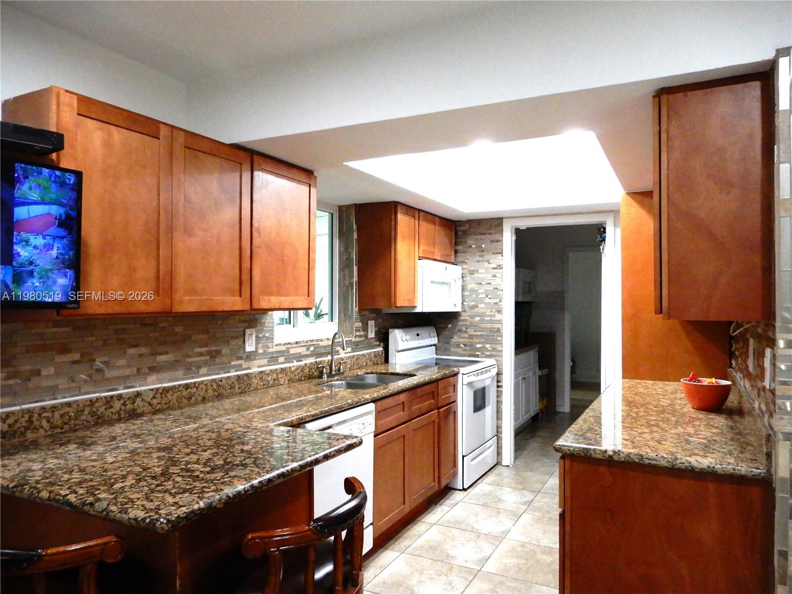 19901 SW 92nd Ave Cutler Bay, FL 33157